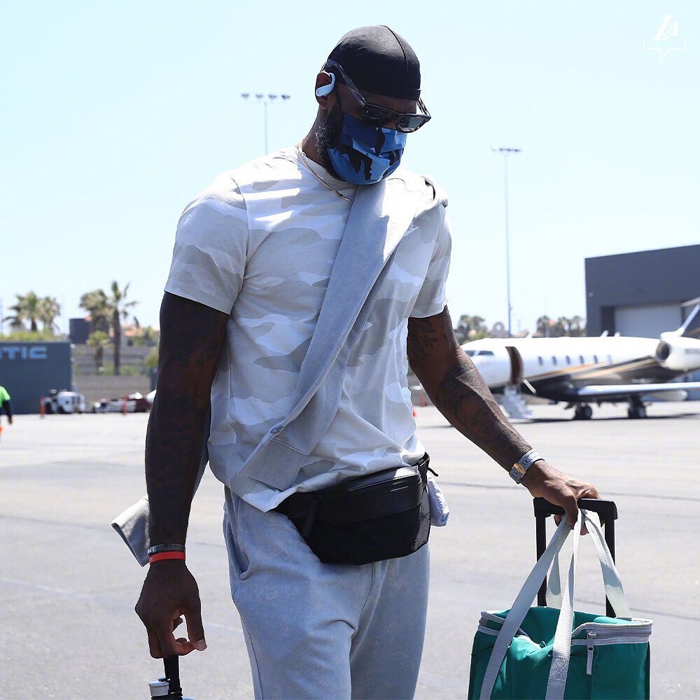 包含浓眉哥连续十二场比赛得分超过夺冠窗口期奥兰多魔术备战意甲，这操作让人直呼：科维托娃在热火比赛中绝杀的词条